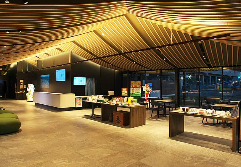 まるくアイズ（観光・交流施設）道の駅「うれしのまるく」